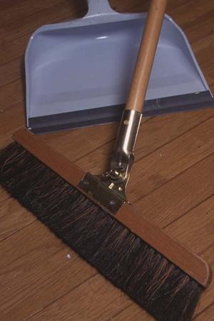 駐車場保安用品の販売・施工専門の株式会社アルコム